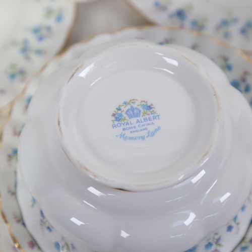 198 - A Royal Albert Memory Lane part tea and cake service for 6 people (missing 1 saucer)