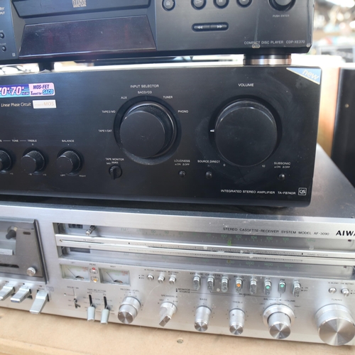 225 - Various Hi-Fi, comprising Aiwa stereo cassette receiver system, Sony integrated stereo amplifier, So... 