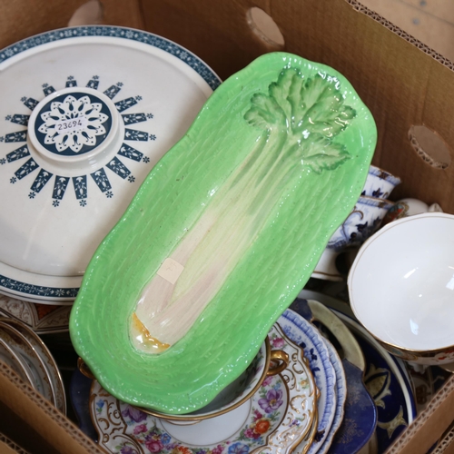 565 - Gold-edged dinner service, and a box of various china (2)