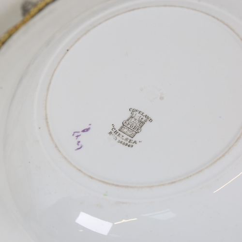 583 - Spode Chelsea pattern dinner service, including soup, dinner and dessert plates