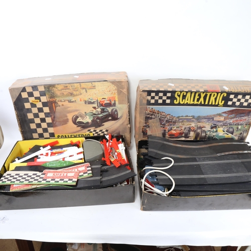 657 - A large quantity of Vintage Scalextric, including racing cars