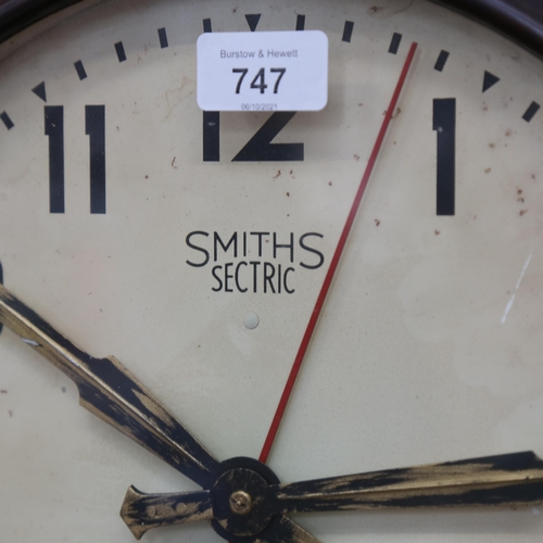 747 - An early 20th century Smiths Sectric Bakelite dial wall clock, overall diameter 37cm