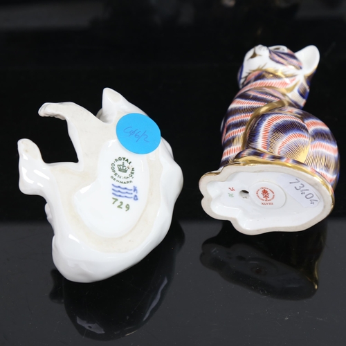 774 - A Royal Crown Derby seated cat, and a Royal Copenhagen polar bear cub no. 729 (2)