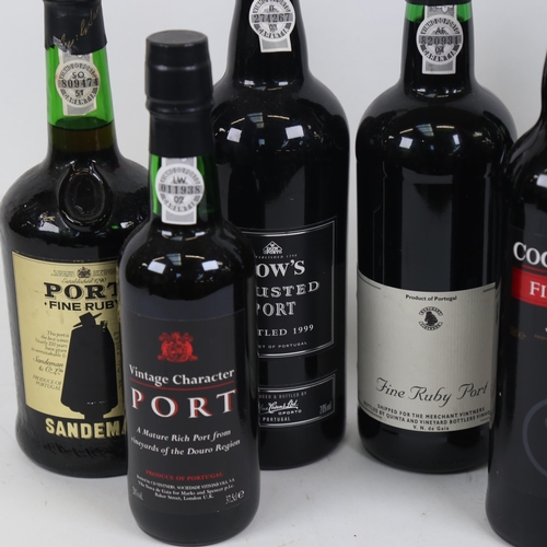 824 - 7 bottles of Port, including Sandeman