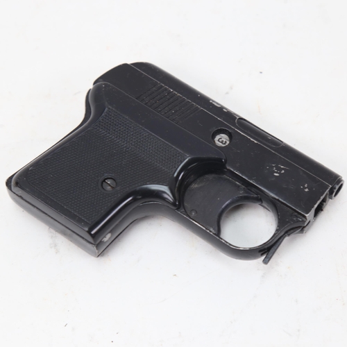 907 - A Vintage Jelly starting pistol