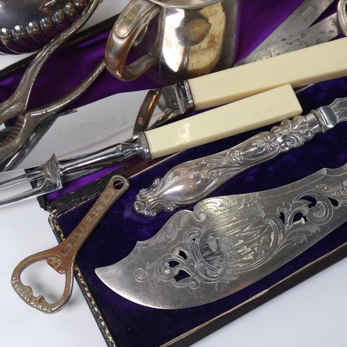 1238 - Victorian silver plated cased fish servers, 2 Harrods pistol grip knifes, plated teapot, tankard etc