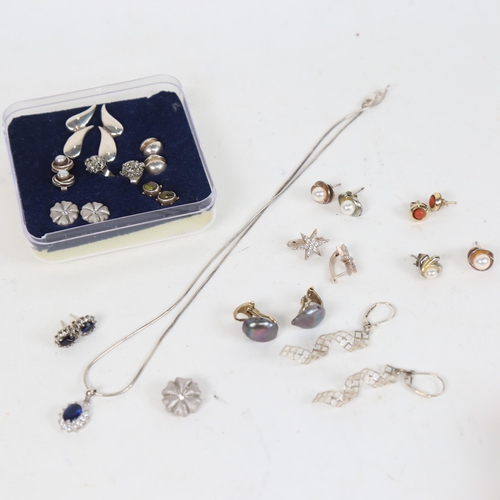 1314 - 13 various pairs of earrings