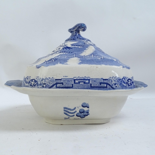 561 - Victorian Willow pattern china etc