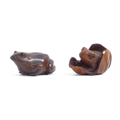 778 - Various figural animal collectables, including frog and lily pad netsuke, signed frog netsuke, brass... 