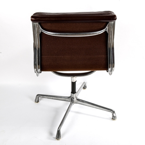 1592 - CHARLES EAMES for Herman Miller, EA 214 Soft Pad chair in brown leather, first edition on 4-star bas... 