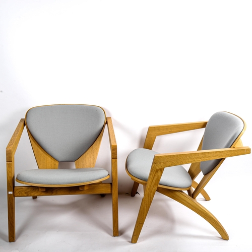 1617 - HANS WEGNER for Getama, Denmark, a pair of GE460 butterfly lounge chairs in oak, designed 1975, made... 