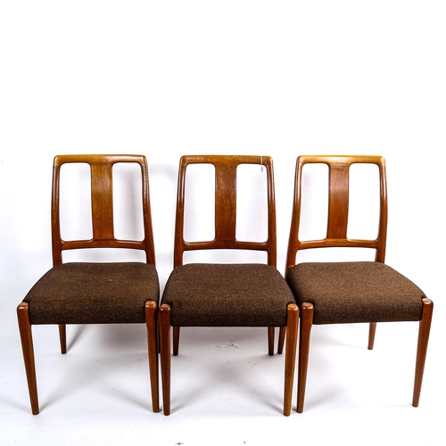 1625 - A set of 6 mid century teak dining chairs in the manner of SAX (Saxkjobing Savvarek Stolefabrik), De... 