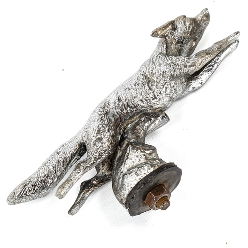 1042 - A chrome plate running fox design car mascot, early 20th century, length 13.5cm