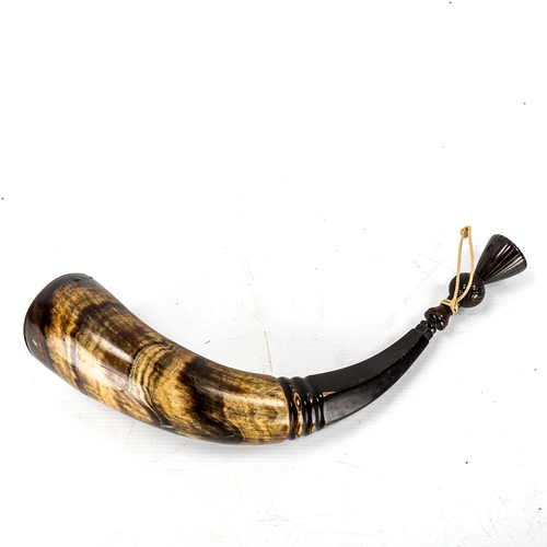 1069 - A large Victorian Scottish buffalo horn powder flask with carved thistle end, length 38cm