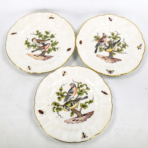 1142 - A set of 3 Meissen porcelain plates, with hand painted bird designs in relief moulded border, diamet... 