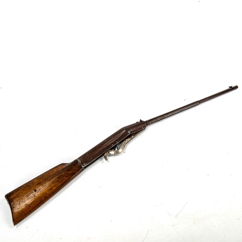 1183 - An Antique air rifle