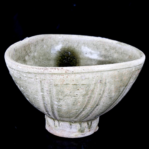 1199 - A Chinese olive glaze pottery bowl, width 15cm