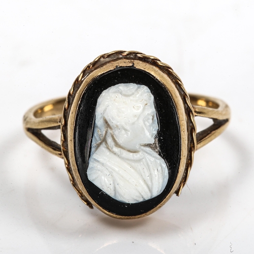 303 - A Vintage 9ct gold relief carved hardstone cameo ring, depicting female portrait, setting height 15.... 