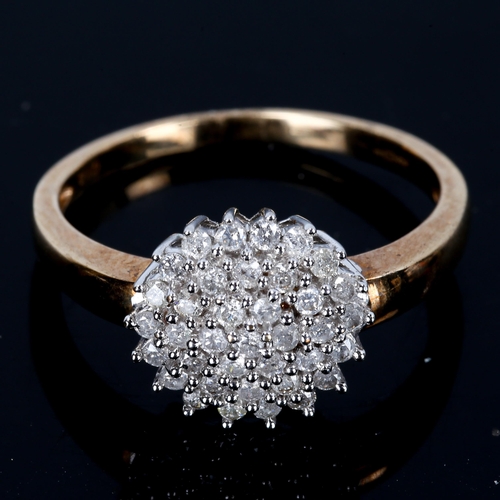 429 - A modern 9ct gold diamond cluster ring, set with modern round brilliant-cut diamonds, total diamond ... 