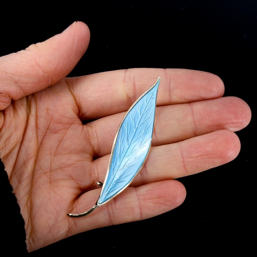 495 - DAVID ANDERSEN - a Vintage Norwegian vermeil sterling silver and blue enamel leaf matching brooch an... 