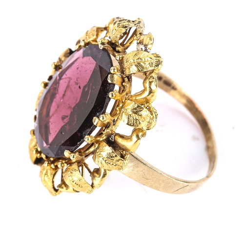 505 - A large Antique flat top garnet ring, unmarked gold floral surround, setting height 25.2mm, size P, ... 