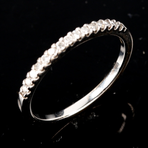 512 - An 18ct white gold diamond half eternity ring, set with modern round brilliant-cut diamonds, total d... 