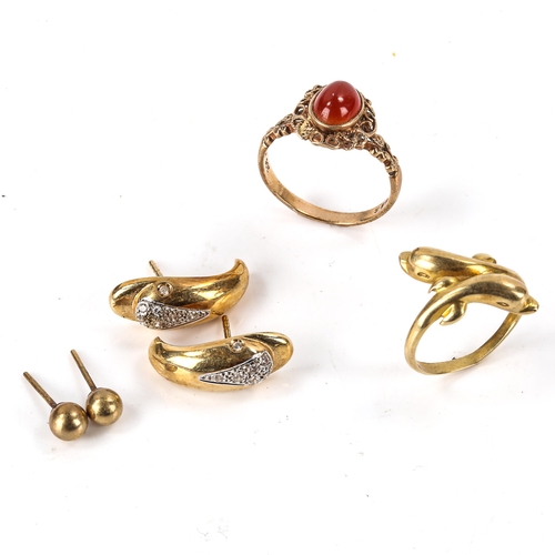 577 - Various jewellery, comprising 14ct dolphin ring, 2.6g, 9ct carnelian ring, 2.8g, pair of 9ct ball ea... 