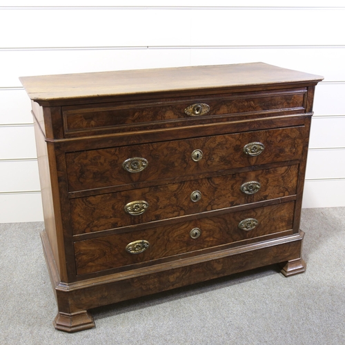 1210 - A 19th century French walnut 4-drawer commode, width 120cm