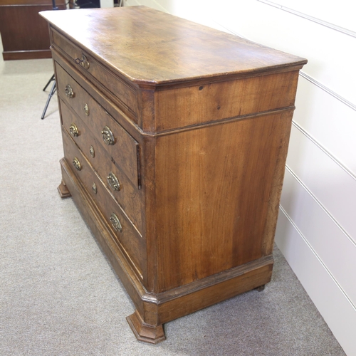 1210 - A 19th century French walnut 4-drawer commode, width 120cm