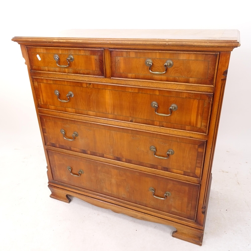 2102 - A walnut chest of 2 short and 3 long drawers, W91cm, H92cm, D46cm