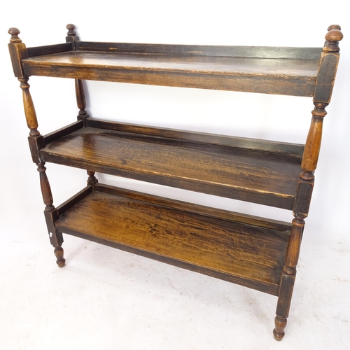 2125 - A Victorian oak 3-tier buffet, W107cm, H106cm, D35cm