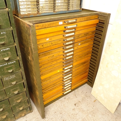 2683 - An industrial printer's chest of 22 drawers, W91cm, H110cm, D49cm