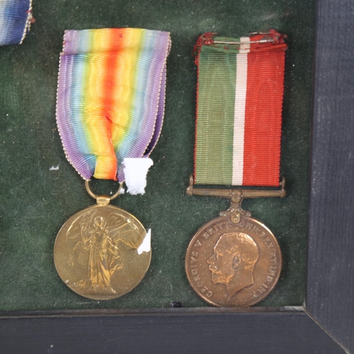 134 - A group of 4 First World War medals to 225172 Valentine O Taylor AE Royal Navy, comprising Mercantil... 