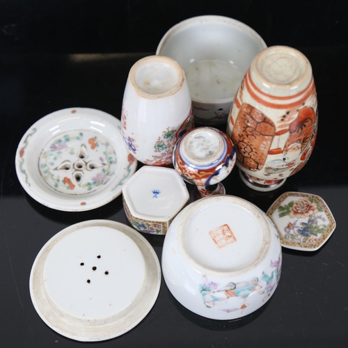 168 - Various Oriental ceramics, including pair of tea bowls, Japanese Kutani vases etc