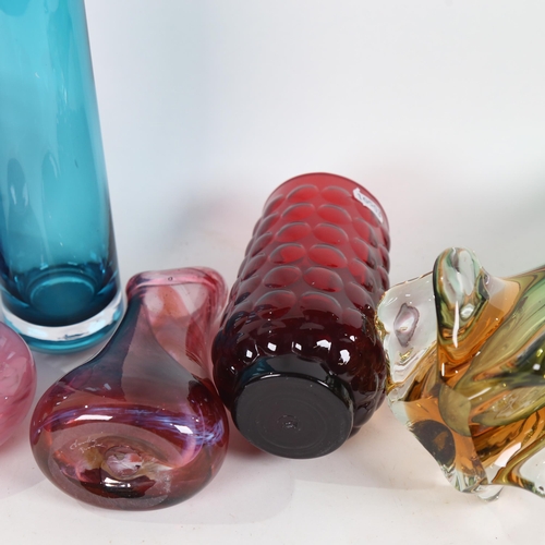 487 - 6 pieces of coloured glass, including Murano, some signed