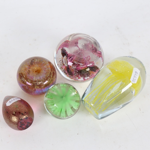 553 - A group of 5 Art Glass paperweights, tallest 11cm