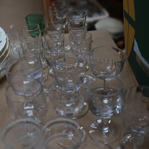 677 - A collection of 32 small, mostly Antique glasses