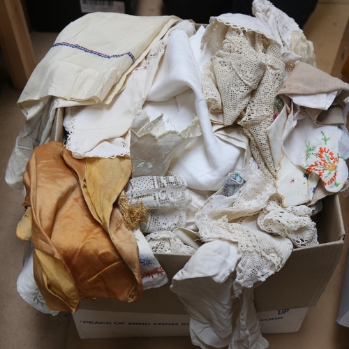 678 - 2 boxfuls containing a large quantity of Vintage linen