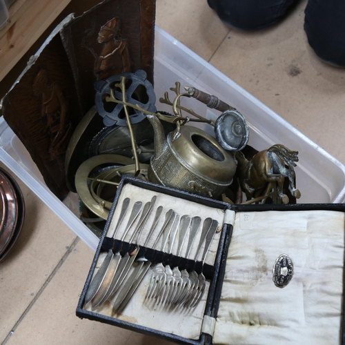 685 - A box of brassware, fish cutlery etc