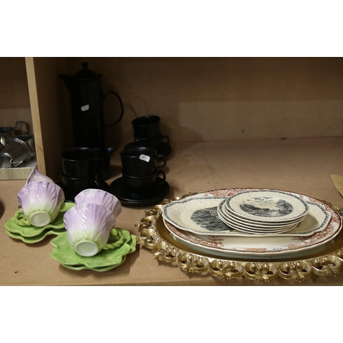 834 - A Wedgwood black tea set, and four other teacups/saucers