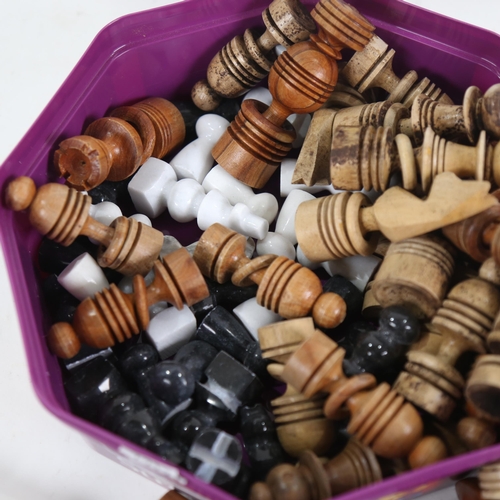 839 - Various turned wood and carved stone chessmen (boxful)