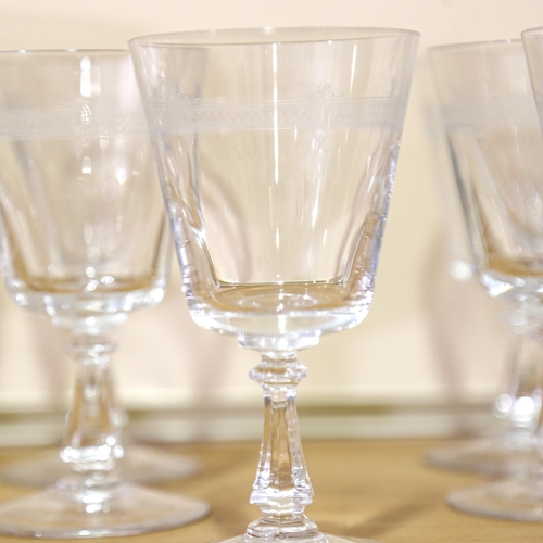 1135 - A suite of Val St Lambert glassware for 12 people, in 3 sizes, largest glass height 16.5cm