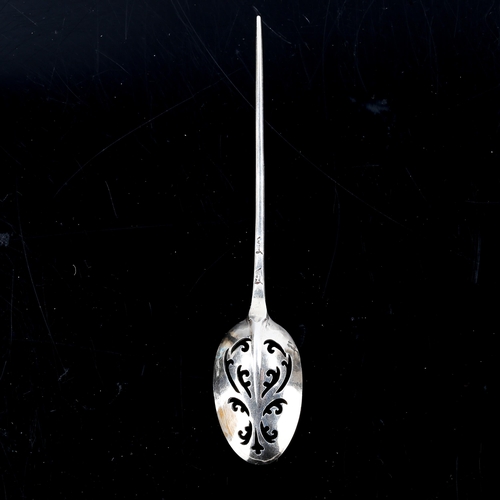 140 - A George II silver Rattail Mote spoon, circa 1750, pierced bowl with pointed terminal, indistinct ma... 