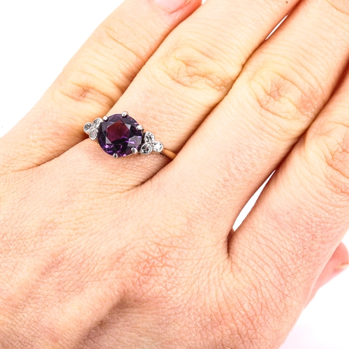 281 - A 9ct gold amethyst and diamond dress ring, platinum tops set with round-cut amethysts and single-cu... 