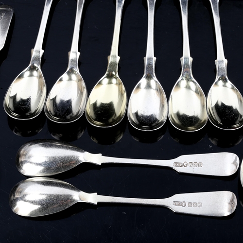 285 - A set of 12 Victorian Scottish silver Fiddle pattern egg spoons, by Finlay & Field, hallmarks Glasgo... 