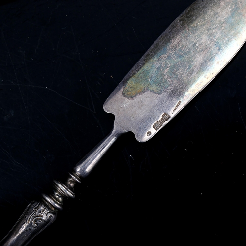 339 - FABERGE - a 19th century Russian 88 zolotnik standard silver fish/serving knife, hallmarks 1893, ove... 