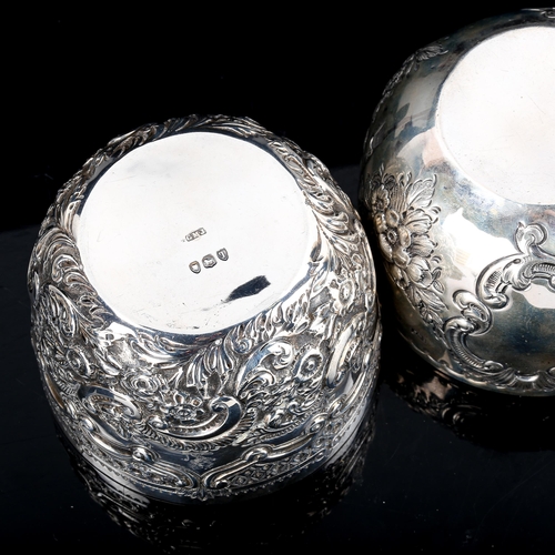 379 - 2 Victorian silver bowls, relief embossed foliate decoration, hallmarks 1894 and 1898, diameter 9.5c... 