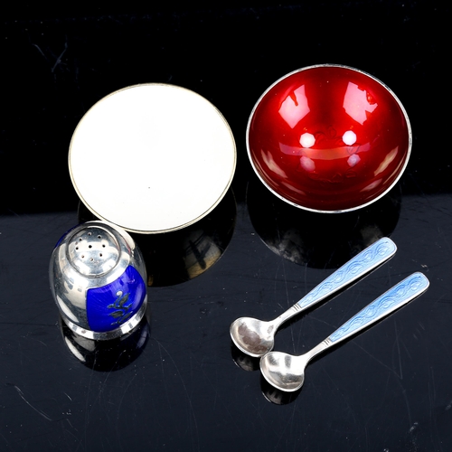 421 - Various Danish sterling silver and enamel items, comprising salt cellars , spoons and a pepperette, ... 