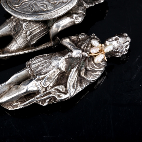 454 - 2 heavy cast-silver desk statues, hallmarks Chester 1897 and London 1913, largest height 12cm, 13.6o... 