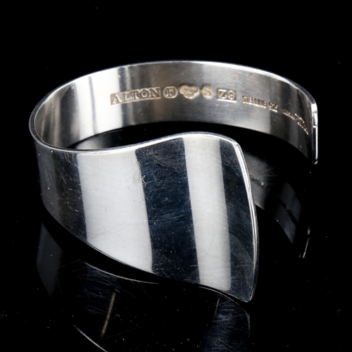 573 - PER DAVIK for ALTON - a large modernist Swedish sterling silver cuff bracelet, hallmarks 1974, wides... 